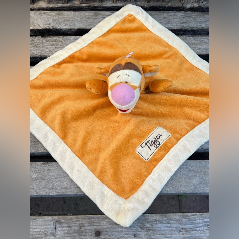 disney tigger lovey plush security blanket baby unisex toy orange Pooh